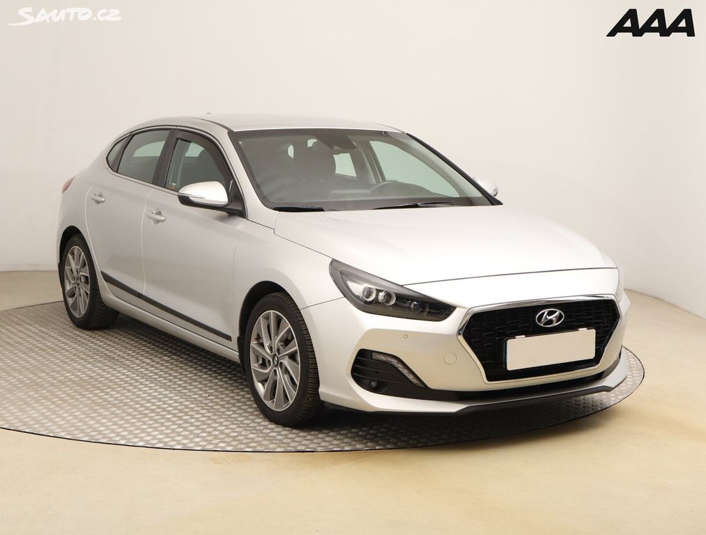 Hyundai i30, 1.4 T-GDI, Komfort, ČR,1.maj